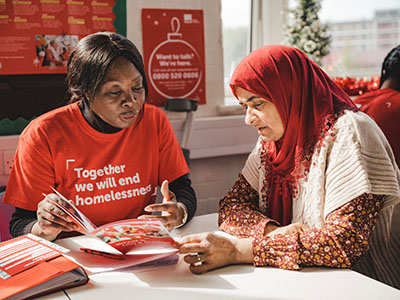 Volunteer for Crisis at Christmas | Crisis UK